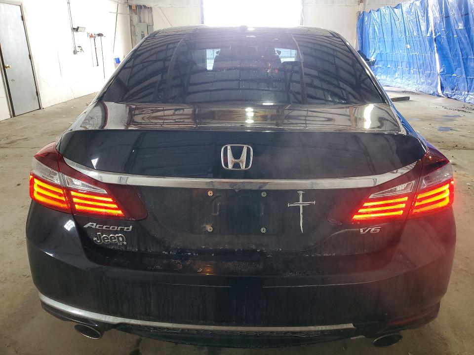 Photo 6 from auction – 2017 HONDA ACCORD with VIN 1HGCR3F80HA039129