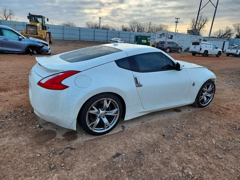 Photo 3 from auction – 2012 NISSAN 370Z with VIN JN1AZ4EH8CM564334