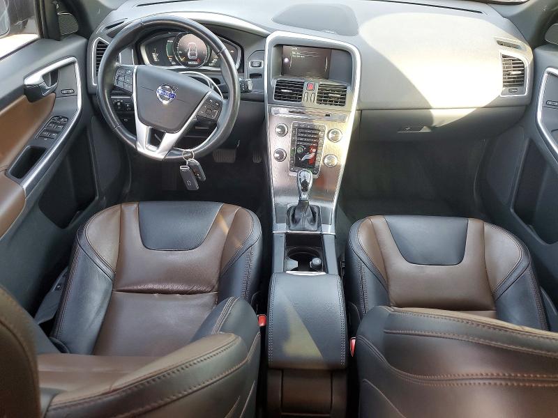 Photo 8 from auction – 2016 VOLVO XC60 with VIN YV440MDM5G2808734