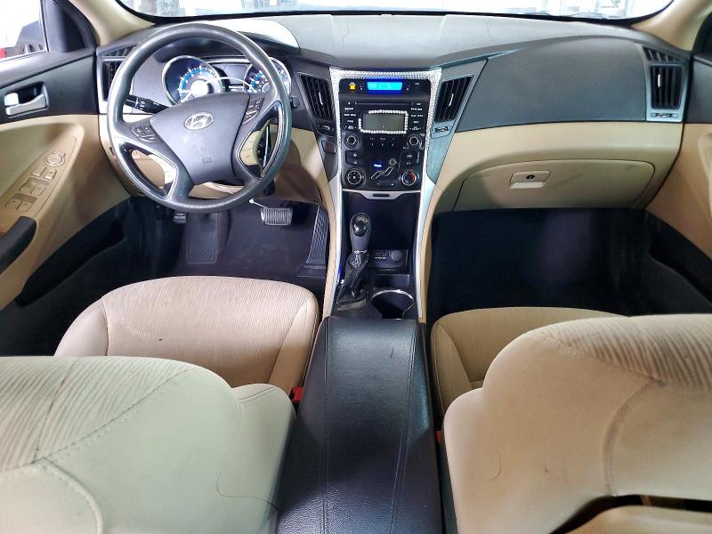 Photo 8 from auction – 2012 HYUNDAI SONATA with VIN 5NPEB4AC1CH405338