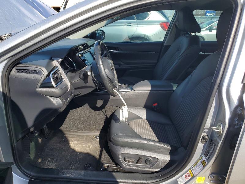 Photo 7 from auction – 2018 TOYOTA CAMRY L with VIN 4T1B11HK6JU632301