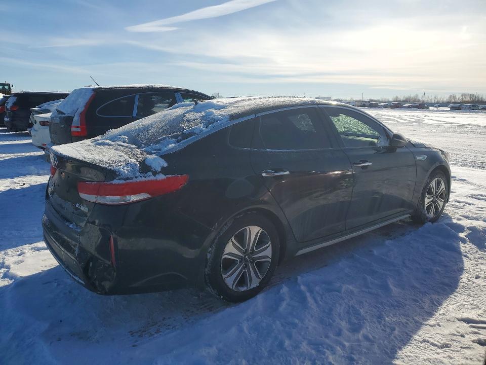 Photo 3 from auction – 2017 KIA OPTIMA with VIN KNAGV4LD8H5017291