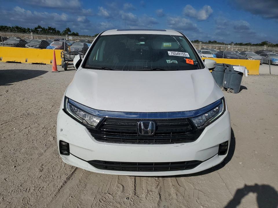 Photo 5 from auction – 2024 HONDA ODYSSEY with VIN 5FNRL6H69RB048850