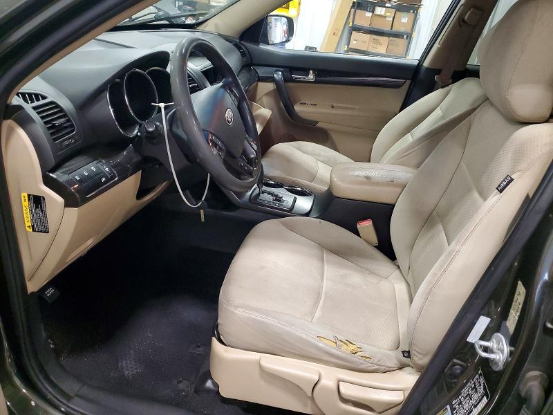 Photo 7 from auction – 2013 KIA SORENTO LX with VIN 5XYKT4A13DG320718