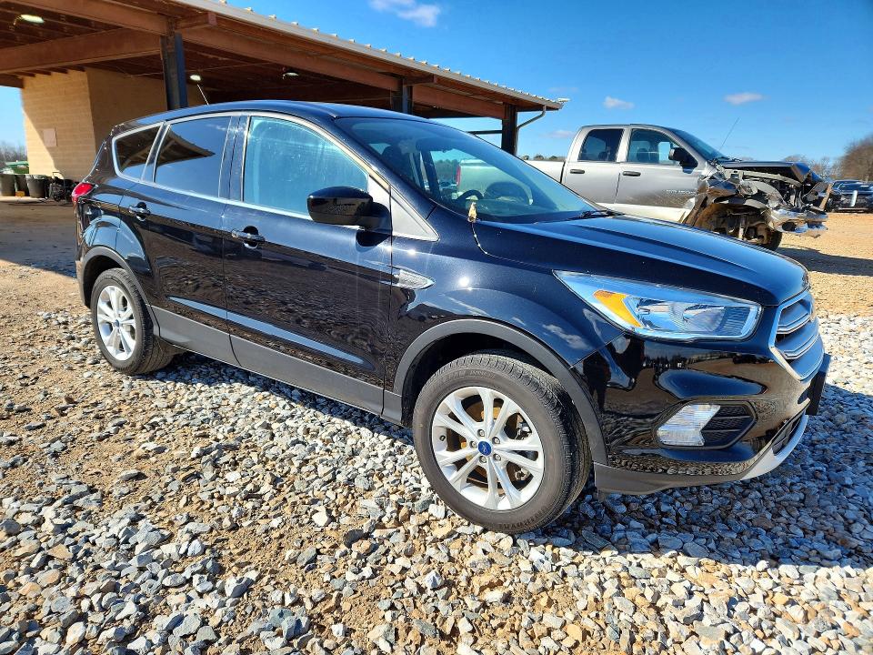 Photo 4 from auction – 2019 FORD ESCAPE with VIN 1FMCU9GD9KUC28178