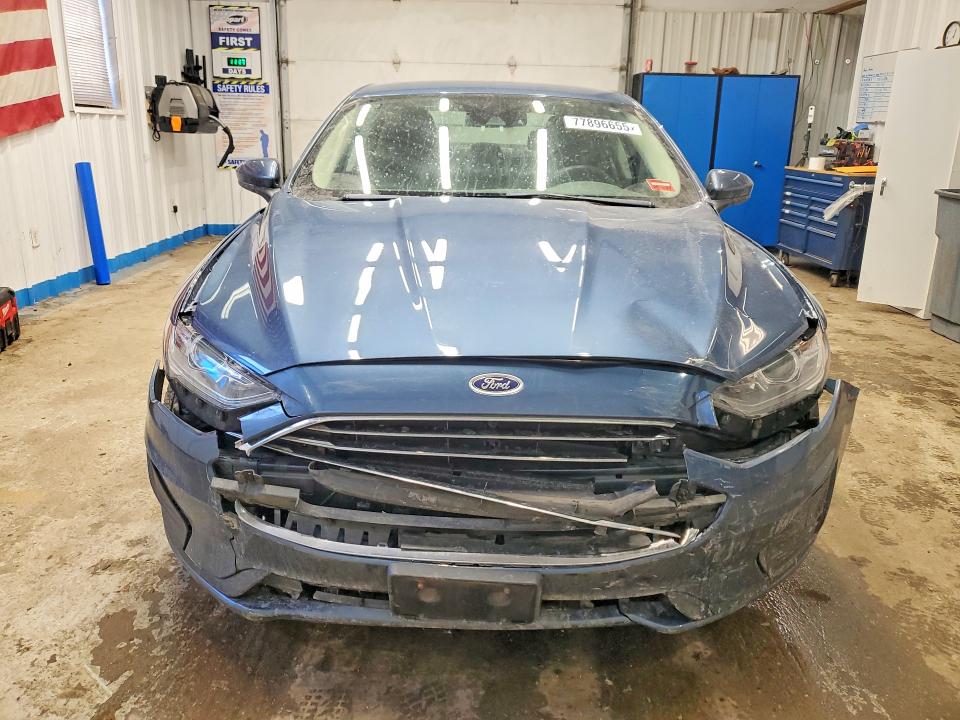 Photo 5 from auction – 2019 FORD FUSION with VIN 3FA6P0LU8KR125499
