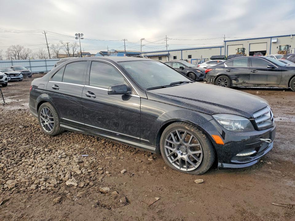 Photo 4 from auction – 2011 MERCEDES-BENZ C with VIN WDDGF5GB6BR167727