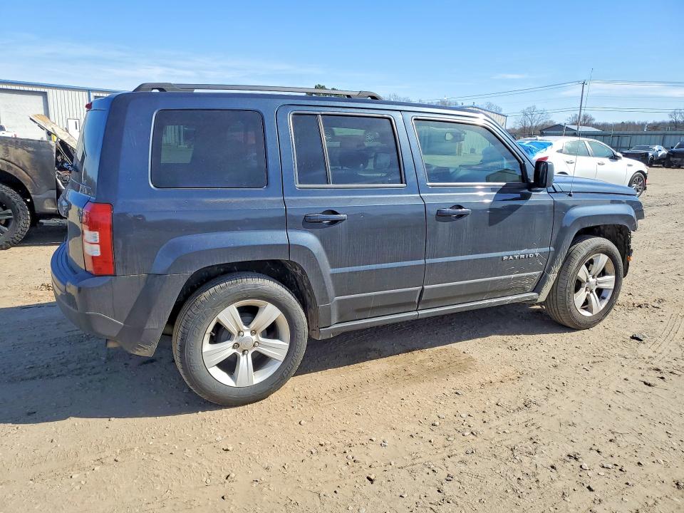 Photo 3 from auction – 2014 JEEP PATRIOT SP with VIN 1C4NJPBB6ED890370
