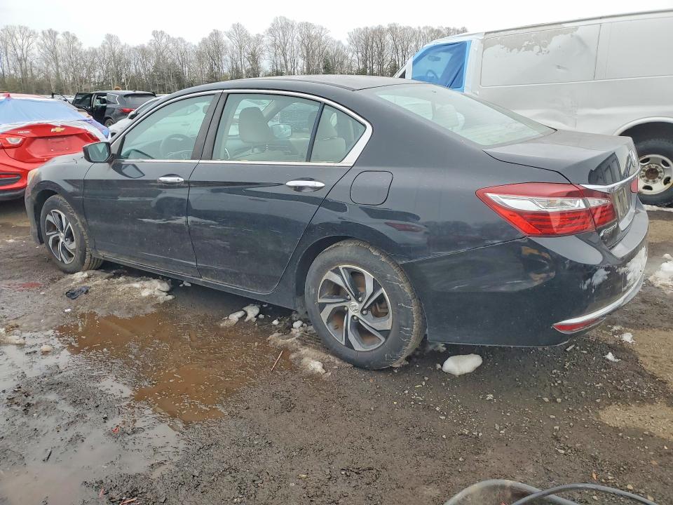 Photo 2 from auction – 2016 HONDA ACCORD with VIN 1HGCR2F34GA106070