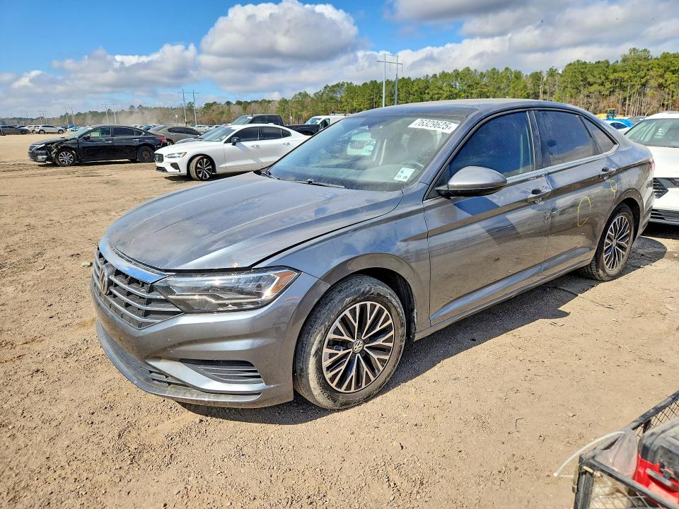 VOLKSWAGEN JETTA 2019 with VIN 3VWC57BU5KM173243 - Photo from auction