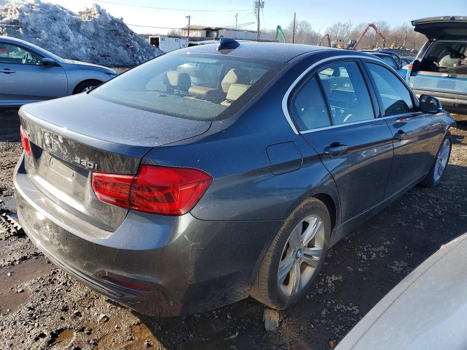 Photo 3 from auction – 2017 BMW 330 XI with VIN WBA8D9G54HNU60402