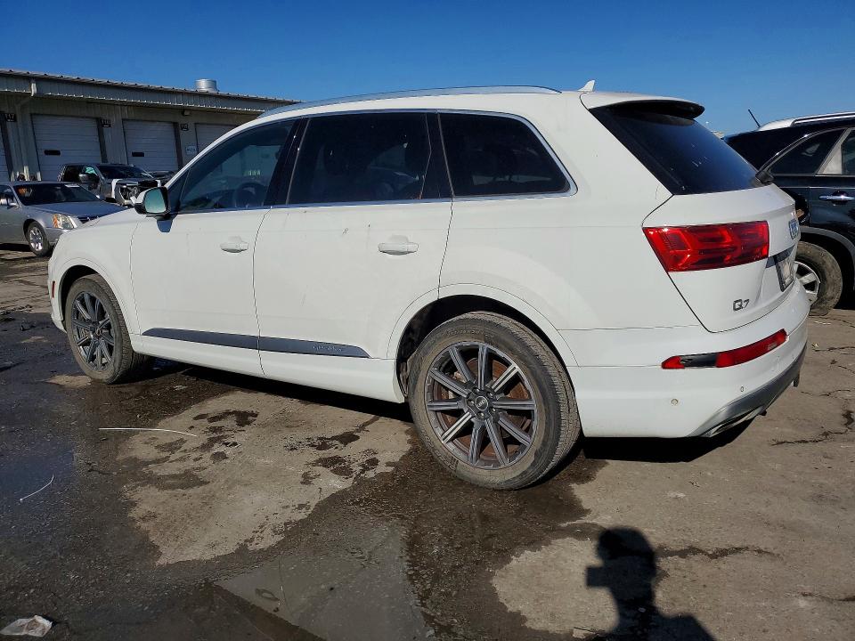 Foto 2 de la subasta – 2019 AUDI Q7 PREMIUM con VIN WA1LAAF79KD039700