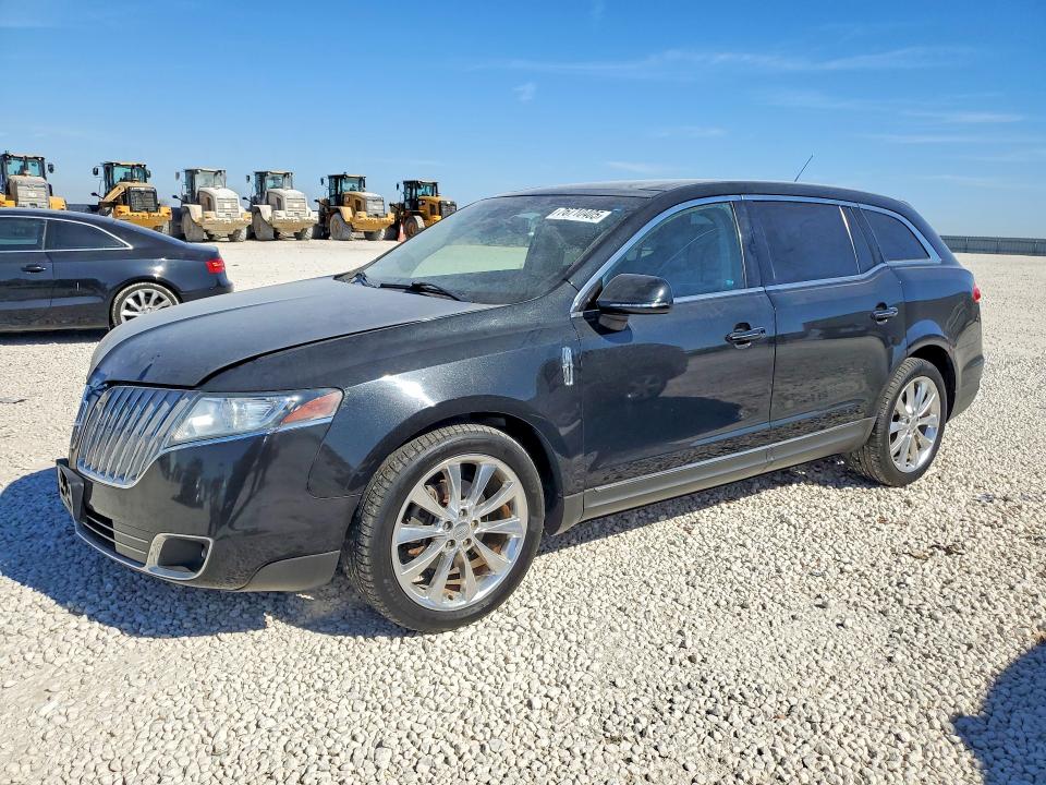 LINCOLN MKT 2010 with VIN 2LMHJ5AT0ABJ20905 - Photo from auction
