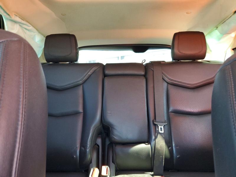 Photo 10 from auction – 2017 CADILLAC XT5 with VIN 1GYKNBRS3HZ320411