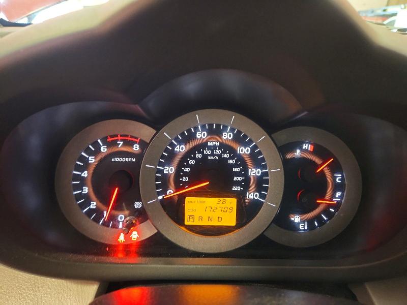 Zdjęcie 9 z aukcji – 2006 TOYOTA RAV4 z VIN JTMBD33VX66013818