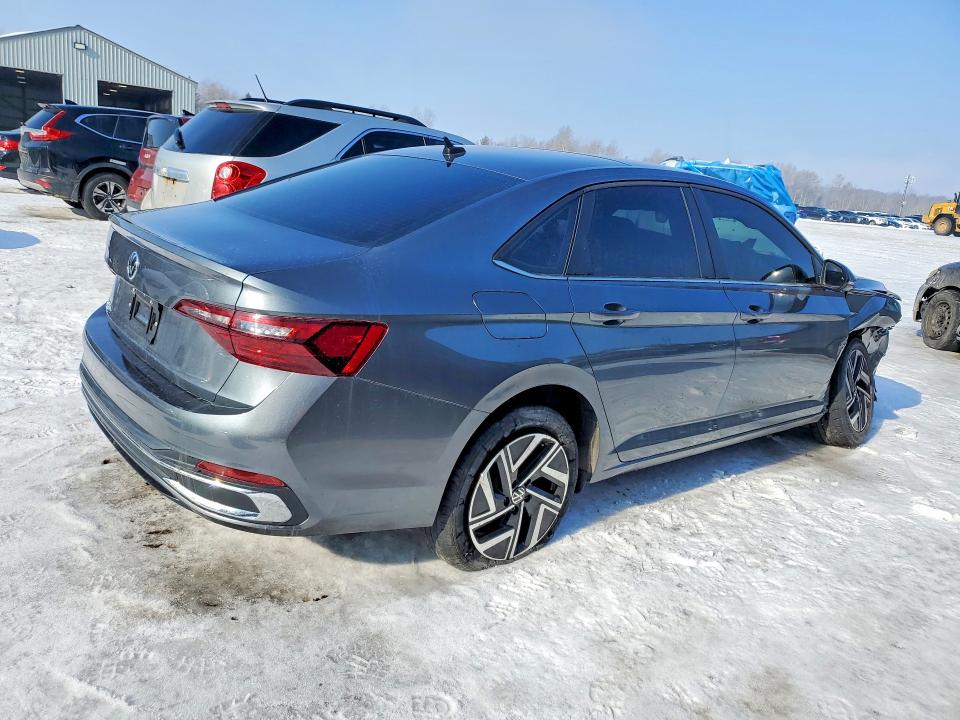 Photo 3 from auction – 2023 VOLKSWAGEN JETTA with VIN 3VWGM7BU7PM039832