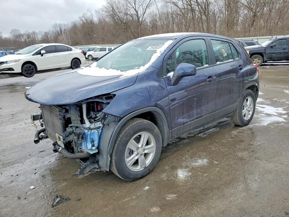 CHEVROLET TRAX 2019 with VIN 3GNCJNSB2KL310931 - Photo from auction
