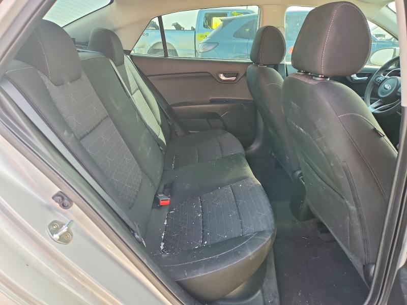 Photo 10 from auction – 2021 KIA RIO with VIN 3KPA24AD1ME406745