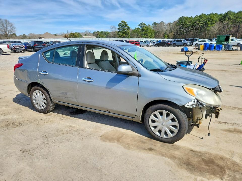 Photo 4 from auction – 2013 NISS VERSA with VIN 3N1CN7AP1DL821669
