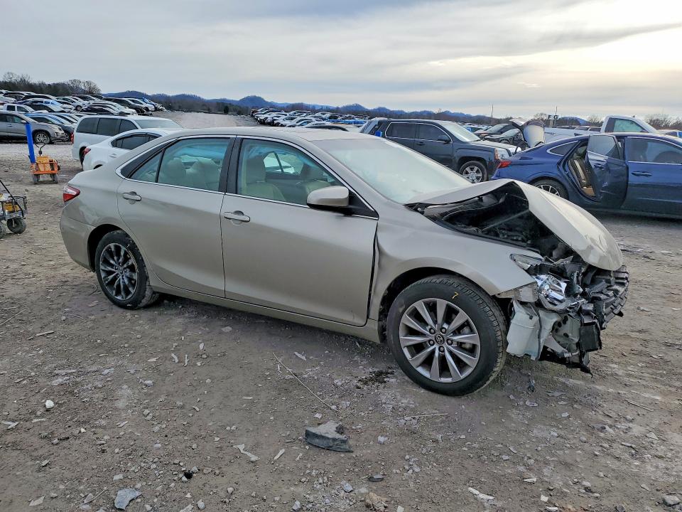 Photo 4 from auction – 2015 TOYOTA CAMRY with VIN 4T1BF1FK9FU882112
