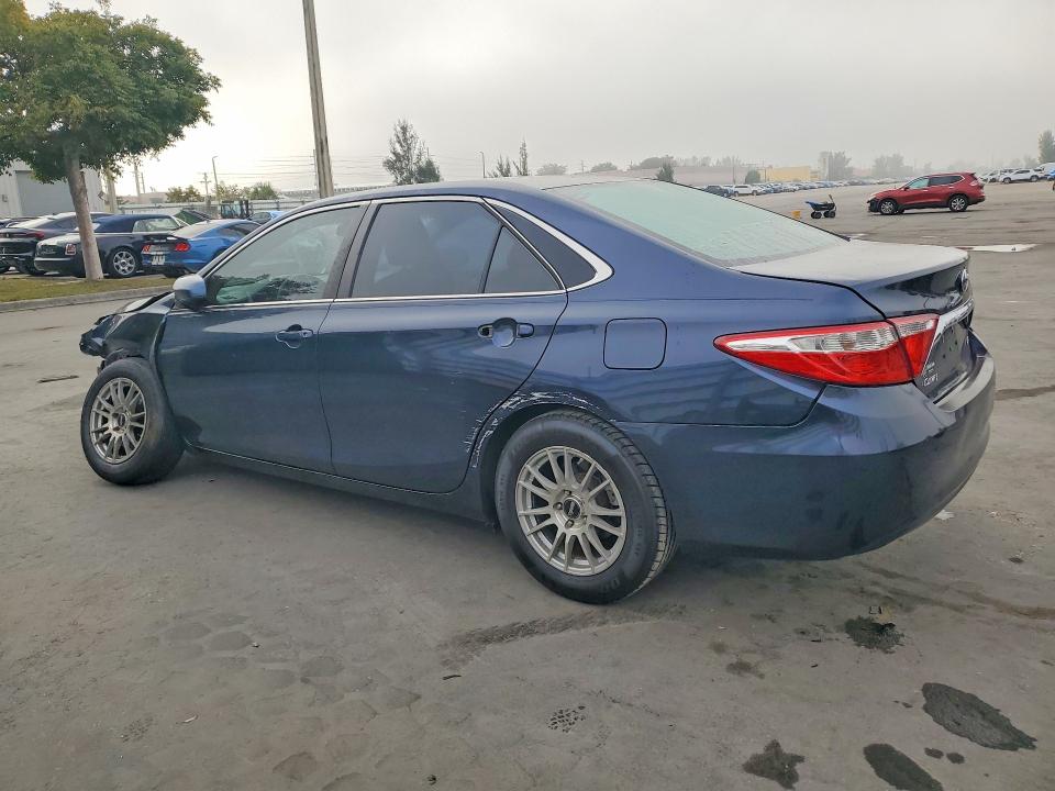 Photo 2 from auction – 2017 TOYOTA CAMRY with VIN 4T1BF1FK7HU681828