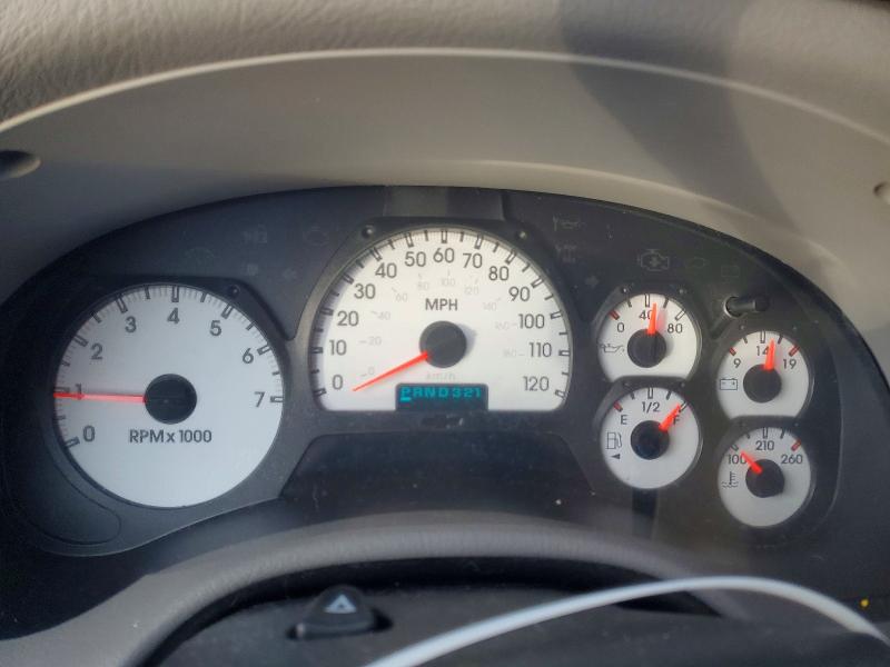 Photo 9 from auction – 2005 CHEVROLET TRAILBLAZER with VIN 1GNDT13S352143698