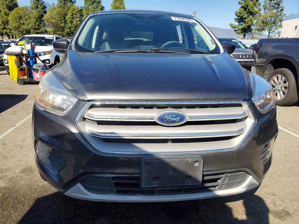 Photo 5 from auction – 2019 FORD ESCAPE with VIN 1FMCU9GD1KUB31234