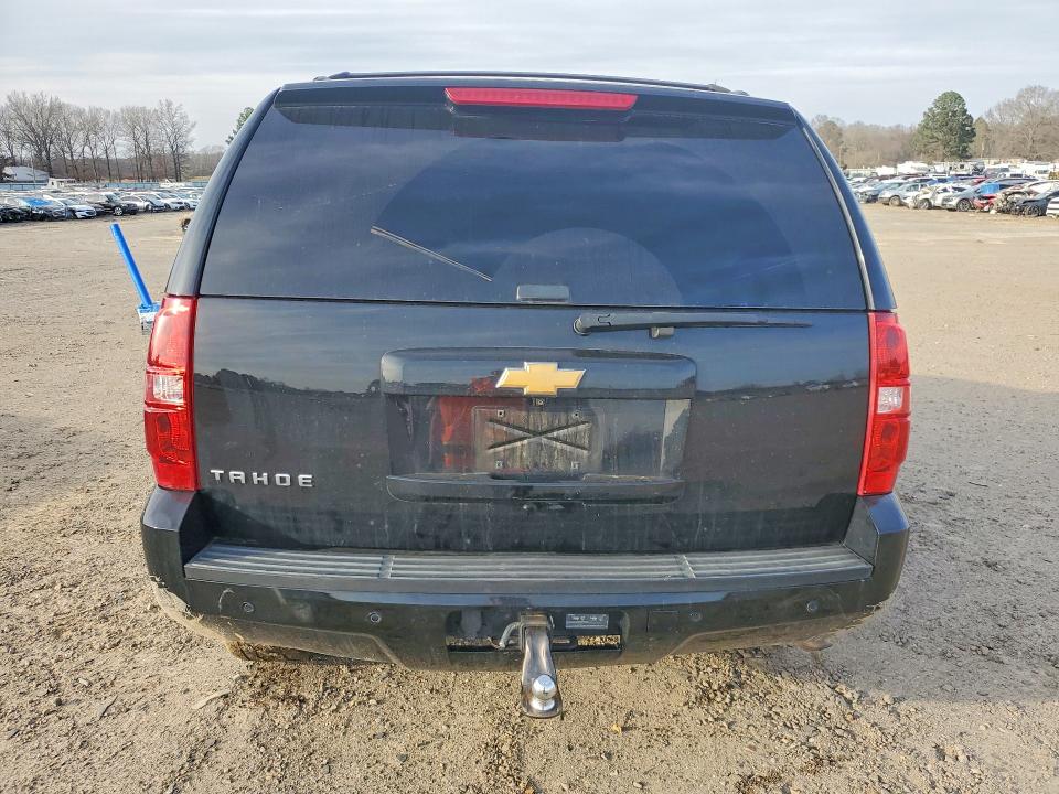 Photo 6 from auction – 2013 CHEVROLET TAHOE with VIN 1GNSCBE09DR347694