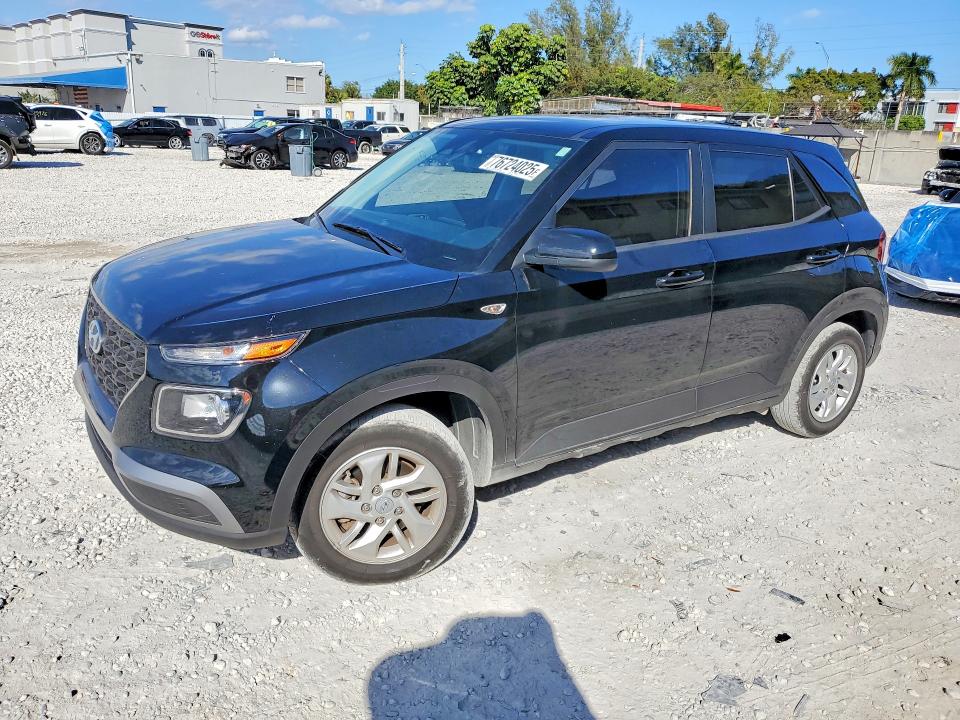 HYUNDAI VENUE SE 2024 with VIN KMHRB8A30RU279654 - Photo from auction