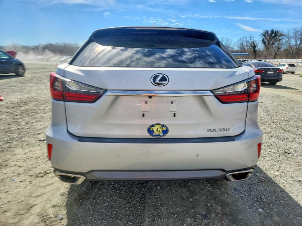 Photo 6 from auction – 2018 LEXUS RX with VIN 2T2ZZMCA4JC113915