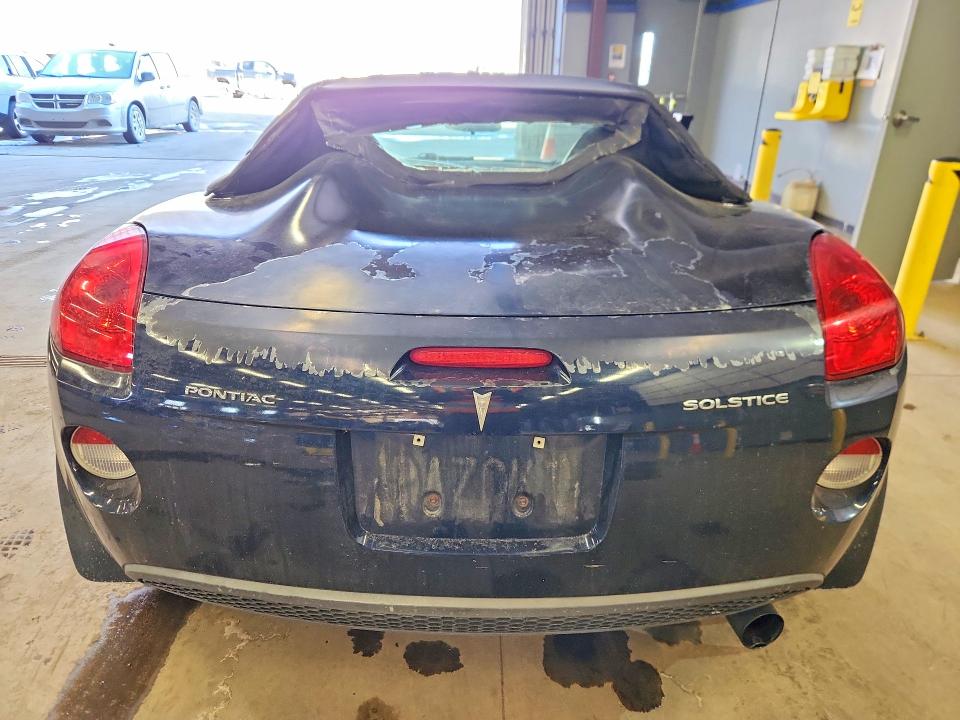 Photo 6 from auction – 2006 PONTIAC SOLSTICE with VIN 1G2MB33B56Y109109