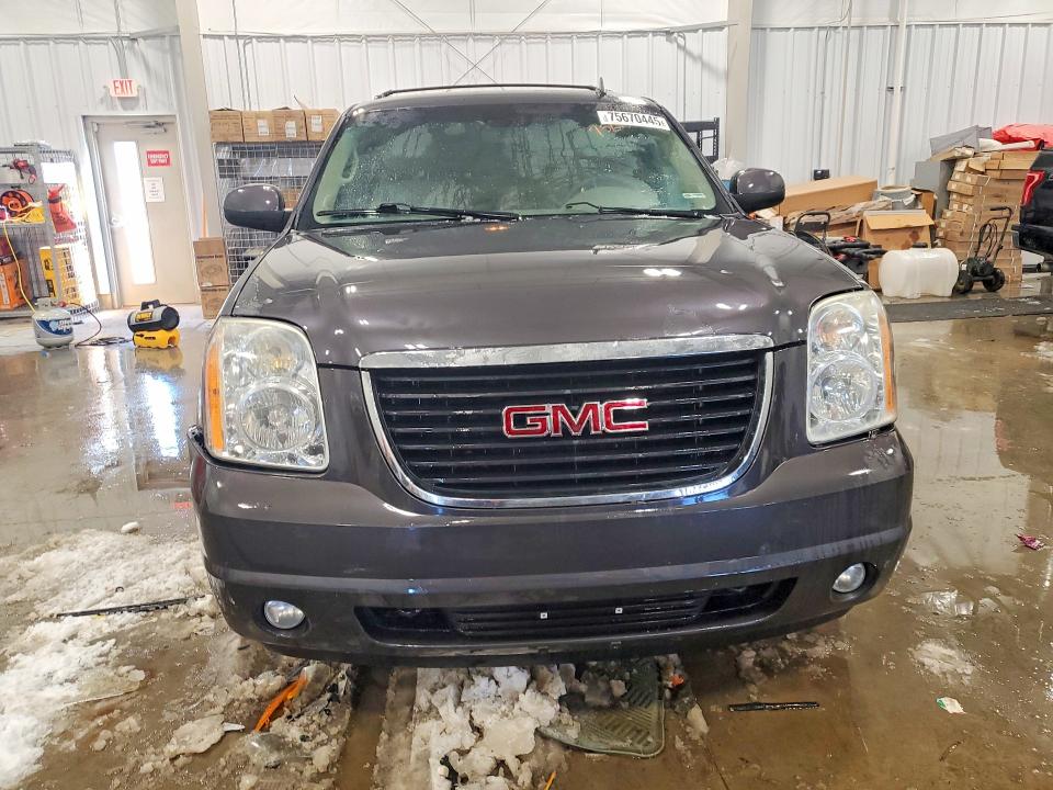 Photo 5 from auction – 2010 GMC YUKON SLT with VIN 1GKUKCE01AR159407
