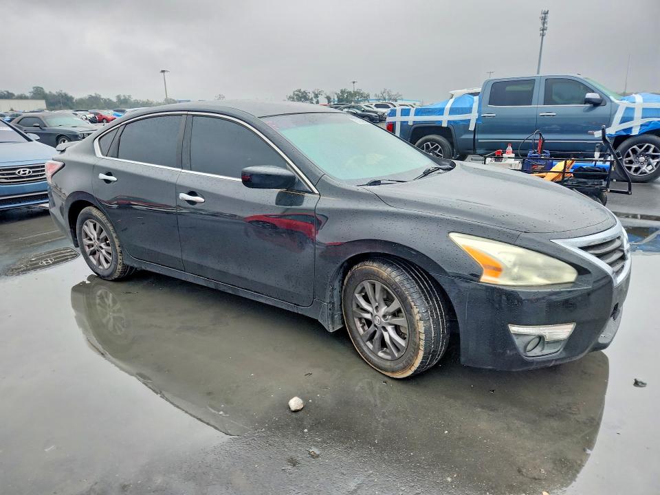 Photo 4 from auction – 2015 NISSAN ALTIMA with VIN 1N4AL3AP5FN913878