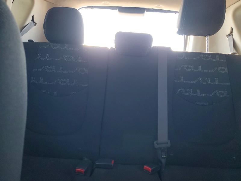 Photo 10 from auction – 2012 KIA SOUL with VIN KNDJT2A6XC7451894