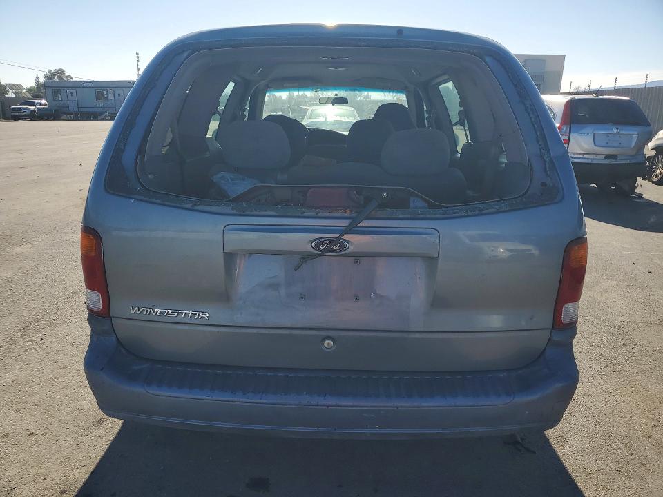 Photo 6 from auction – 2000 FORD WINDSTAR with VIN 2FMZA5144YBB45227