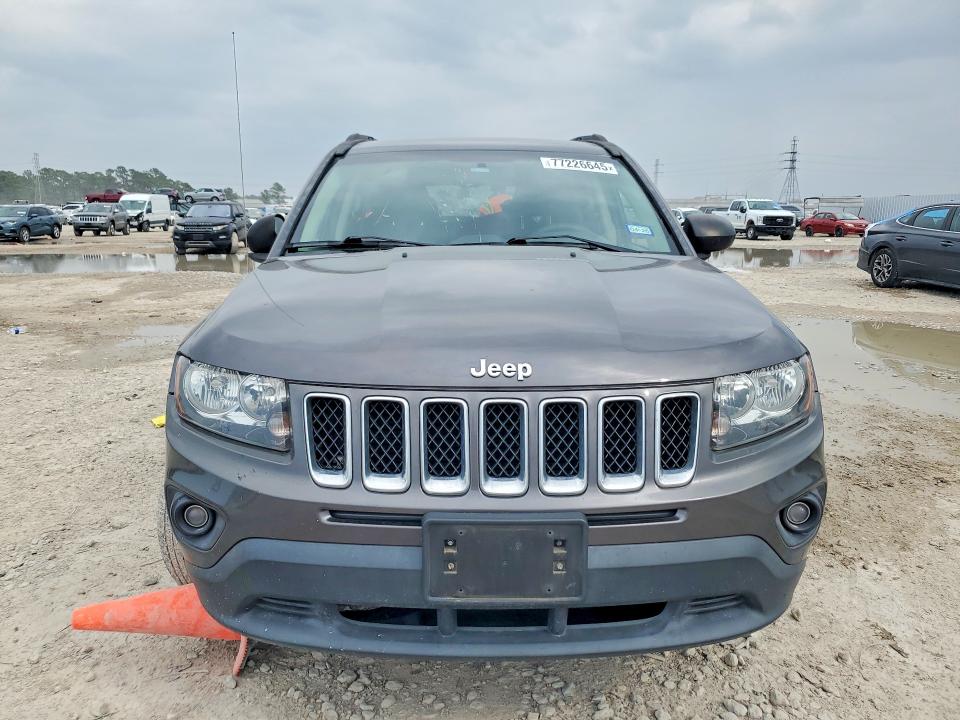 Photo 5 from auction – 2015 JEEP COMPASS SP with VIN 1C4NJCBA7FD250279