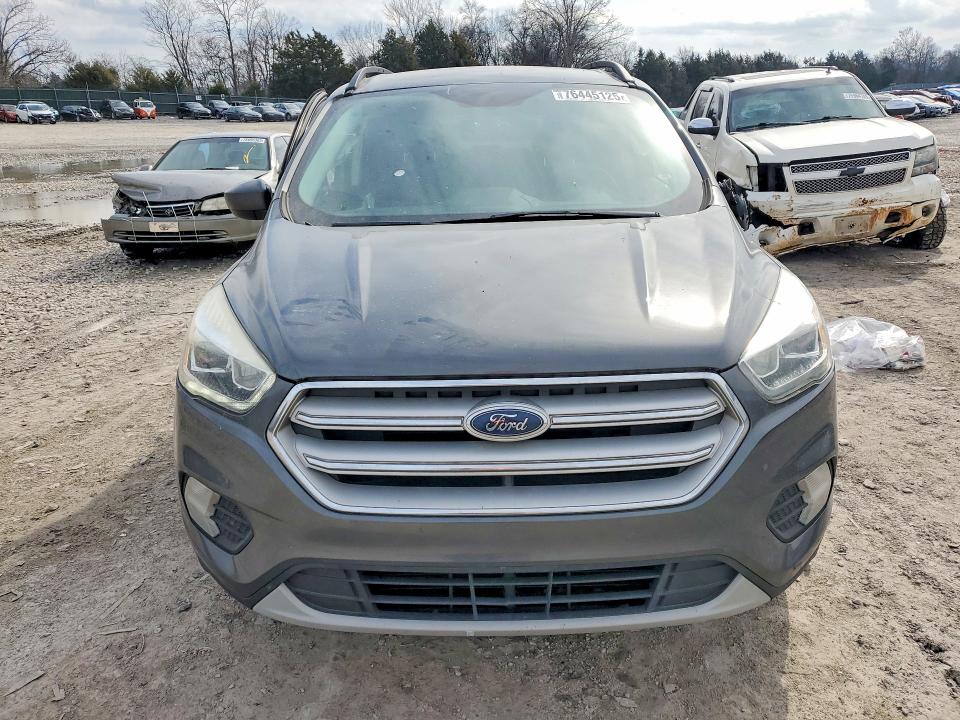 صورة رقم 5 من المزاد - 2018 FORD ESCAPE مع VIN 1FMCU0HD5JUA21473