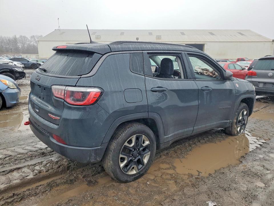 Photo 3 from auction – 2018 JEEP COMPASS TR with VIN 3C4NJDDBXJT199116