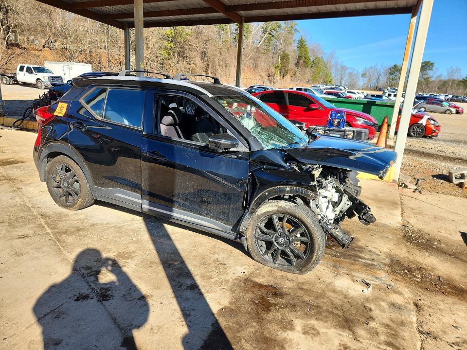 Photo 4 from auction – 2020 NISSAN KICKS with VIN 3N1CP5DV0LL565984
