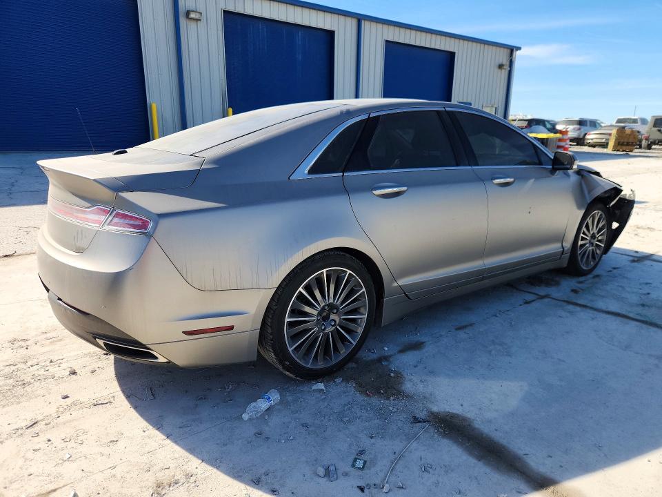 Photo 3 from auction – 2013 LINCOLN MKZ with VIN 3LN6L2LU2DR819203