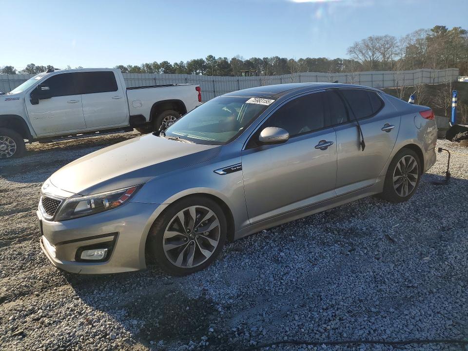 KIA OPTIMA 2015 with VIN 5XXGR4A61FG420405 - Photo from auction