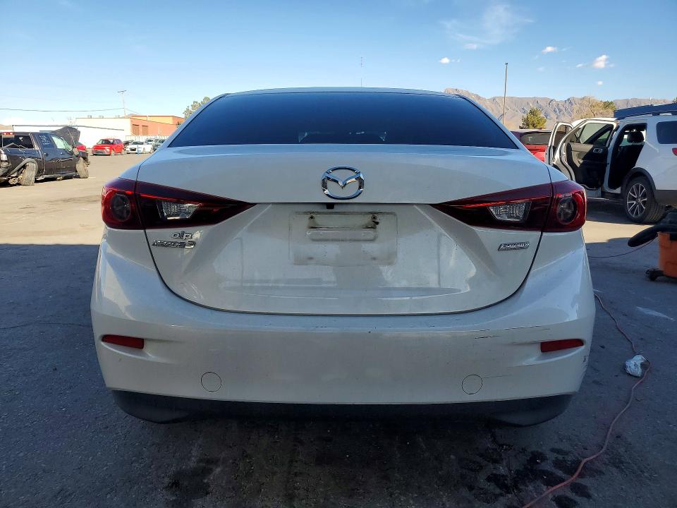Photo 6 from auction – 2016 MAZDA 3 with VIN 3MZBM1U76GM319031