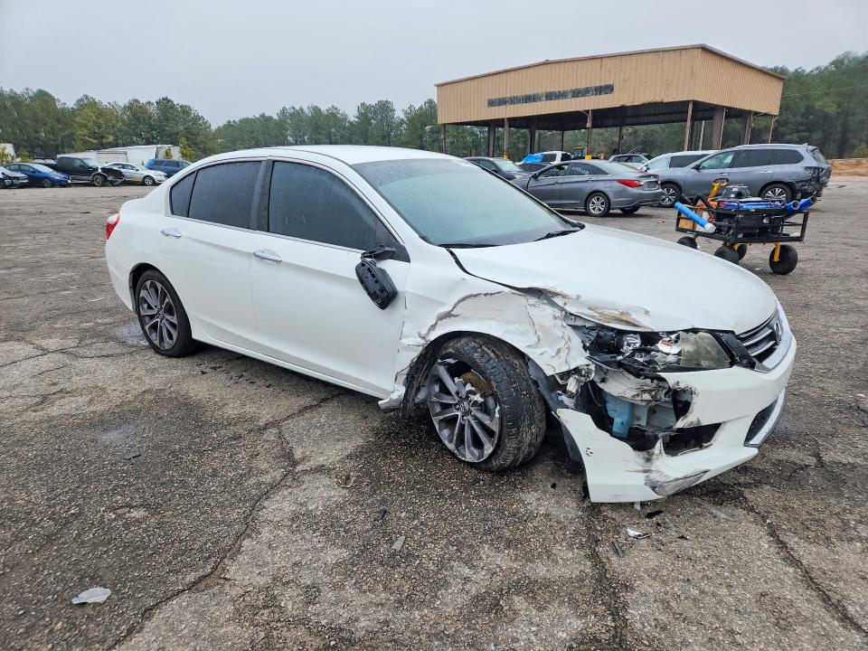 Photo 4 from auction – 2014 HONDA ACCORD with VIN 1HGCR2F55EA196442