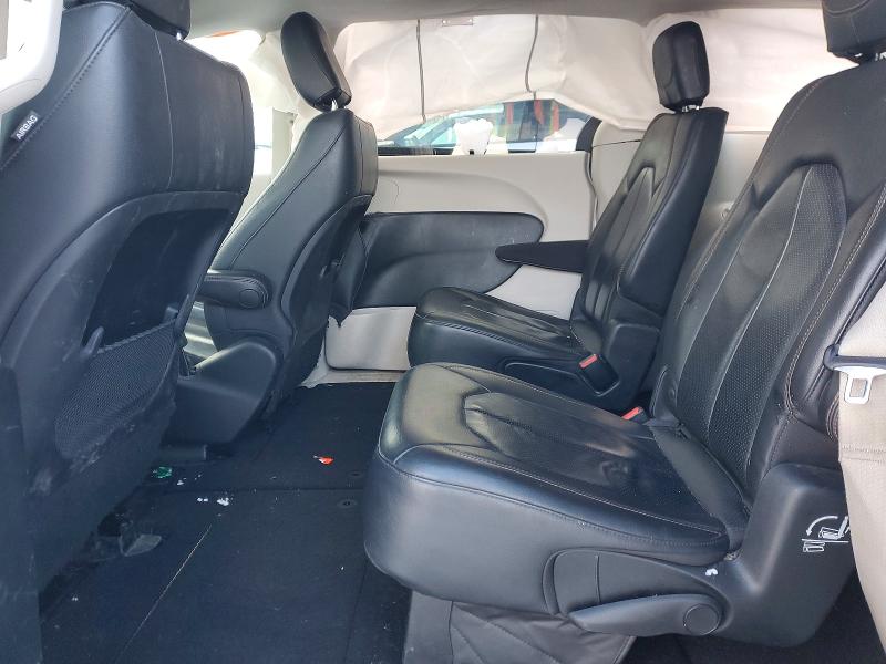 Photo 11 from auction – 2018 CHRYSLER PACIFICA with VIN 2C4RC1BG1JR252913