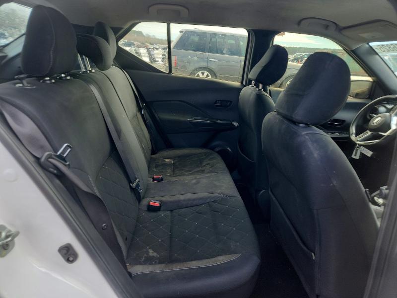 Photo 10 from auction – 2018 NISSAN KICKS S with VIN 3N1CP5CU2JL546570