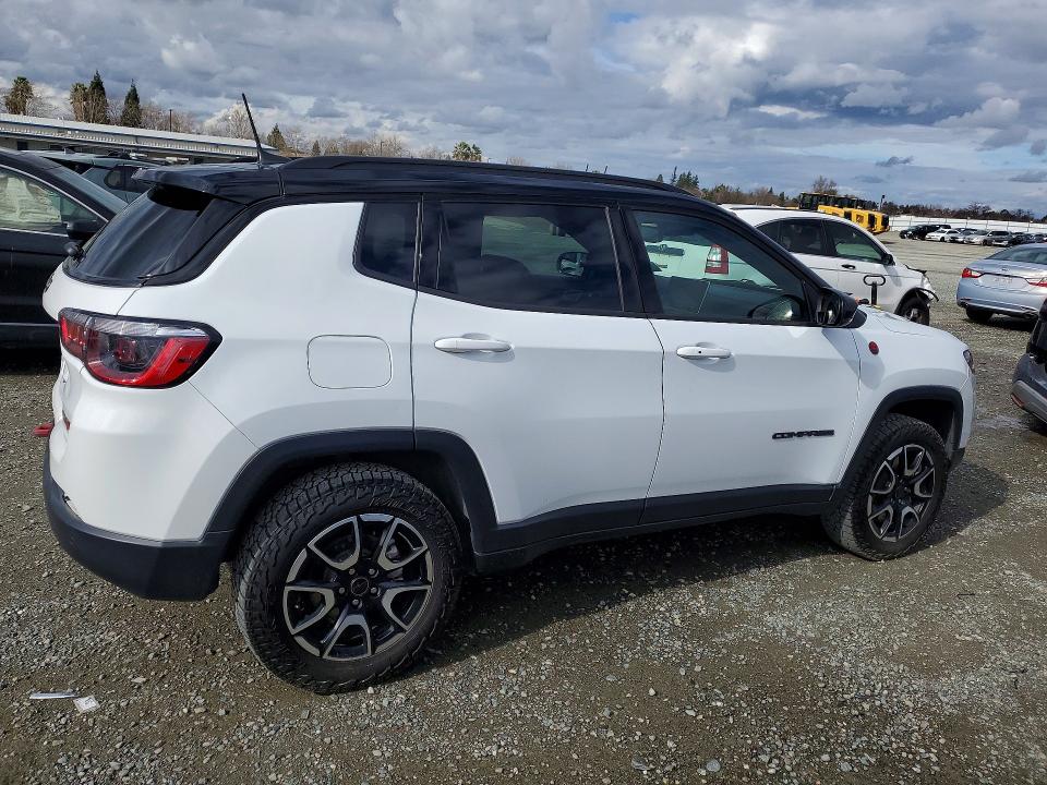 صورة رقم 3 من المزاد - 2025 JEEP COMPASS مع VIN 3C4NJDDN0ST525193
