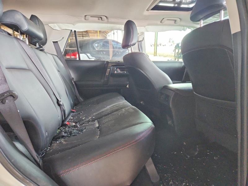 Photo 10 from auction – 2023 TOYOTA 4RUNNER with VIN JTERU5JR4P6157927
