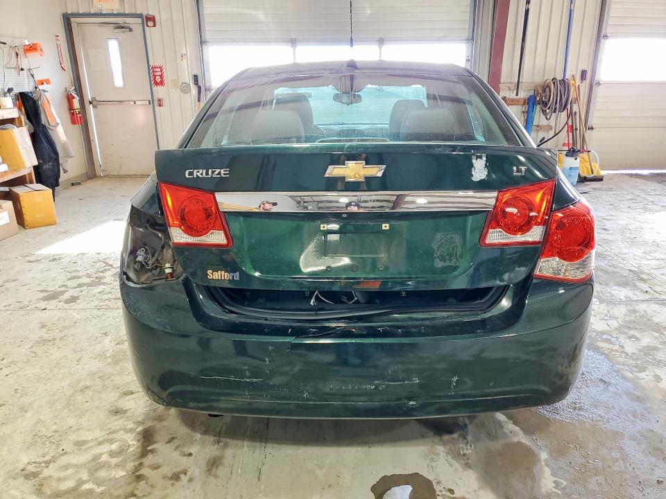 Photo 6 from auction – 2014 CHEVROLET CRUZE with VIN 1G1PC5SB1E7407706