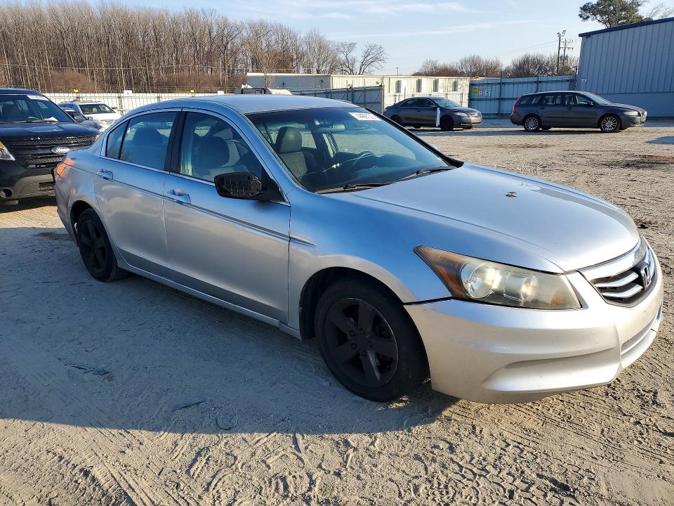 Photo 4 from auction – 2012 HONDA ACCORD with VIN 1HGCP2F33CA130019