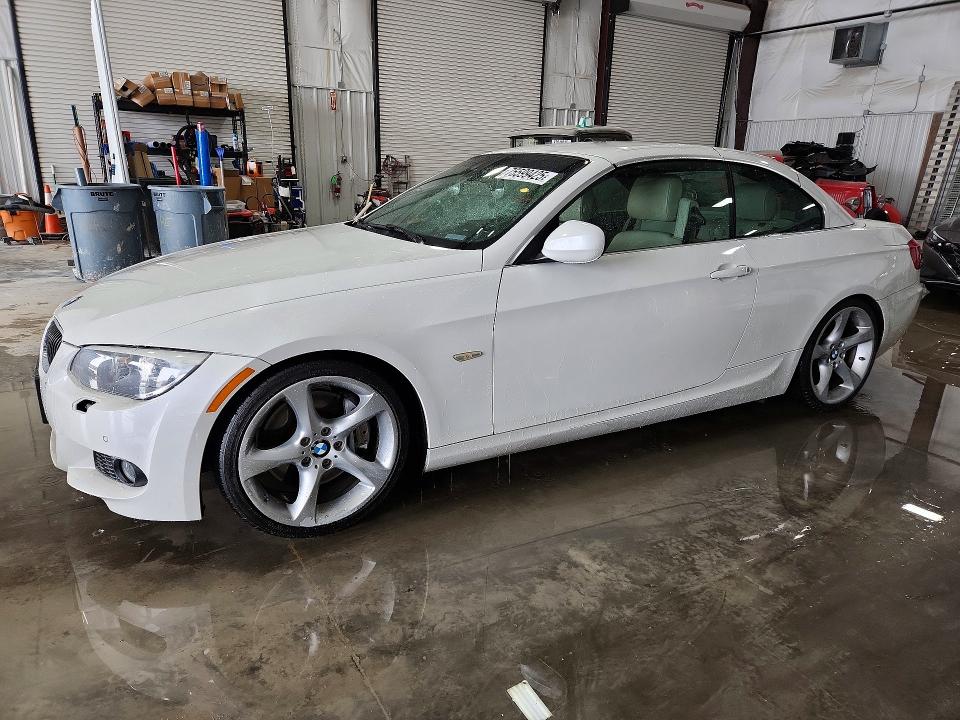 BMW 335 I 2013 with VIN WBADX7C56DJ589792 - Photo from auction